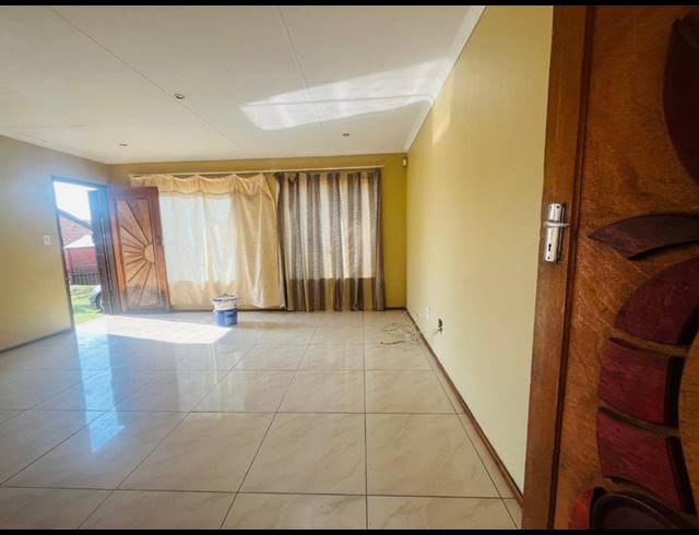 2 BEDROOM HOUSE FOR SALE IN TERENURE